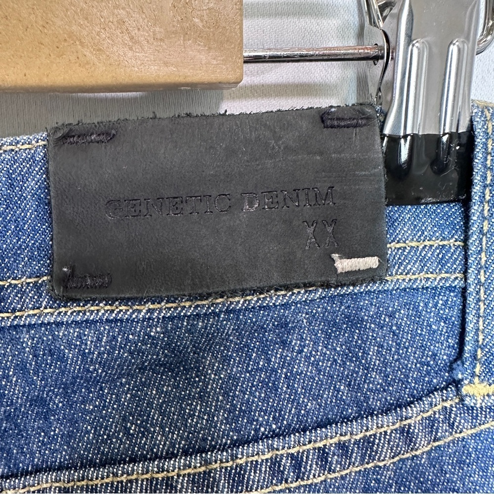 Genetic Denim “The Shane” Cigarette Jeans in Saddle Wash - Size 28 - Picture 4 of 16